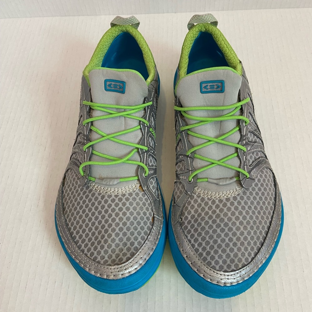 New Balance Women’s Minimus 70 V1 SUP Water Shoe